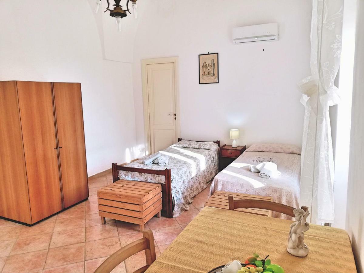 Centro Storico Di Castro Marina Apartment Exterior photo
